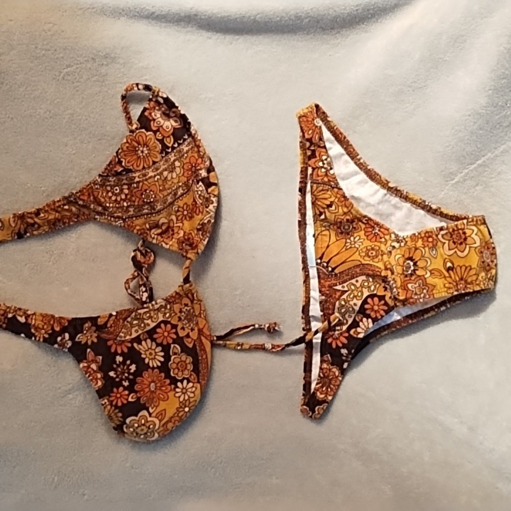 Jax Bikini 👙.      New